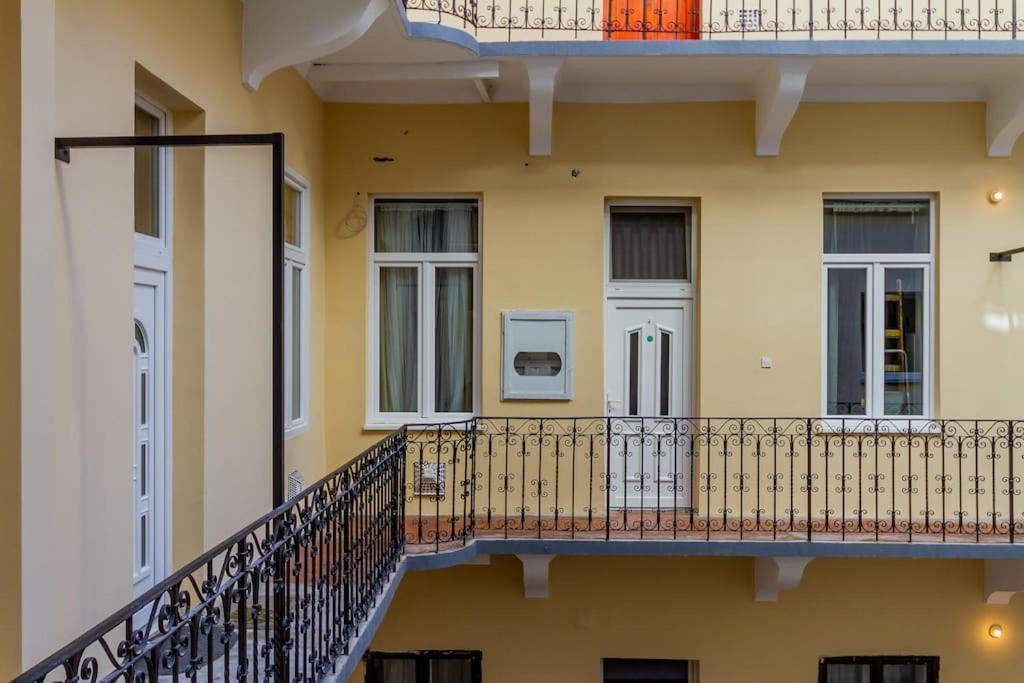 Apartmento Albero Di Acacia By Nw Budapest Ngoại thất bức ảnh